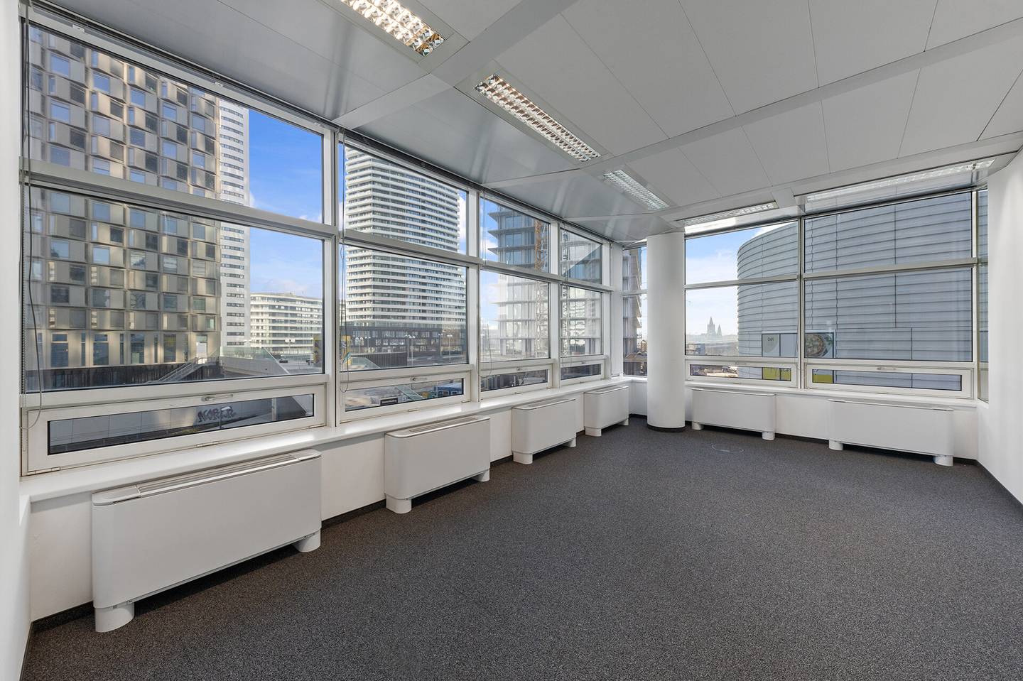 Bürofläche im Tech Gate Vienna, 1220 Wien – Raumhohe Verglasung