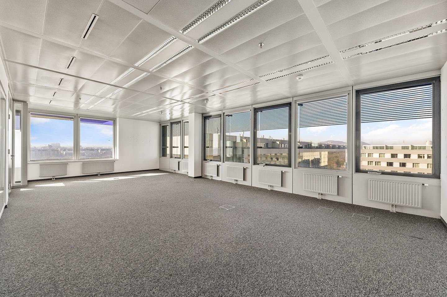Flexible Büroflächen im Ares Tower, 1220 Wien, nahe Donaupark