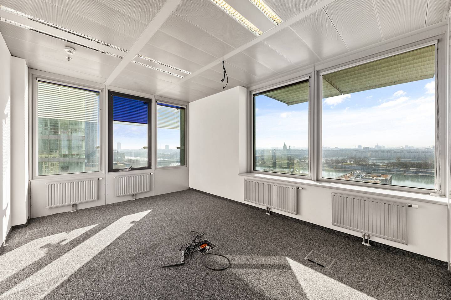 Flexible Büroflächen im Ares Tower, 1220 Wien, nahe Donaupark