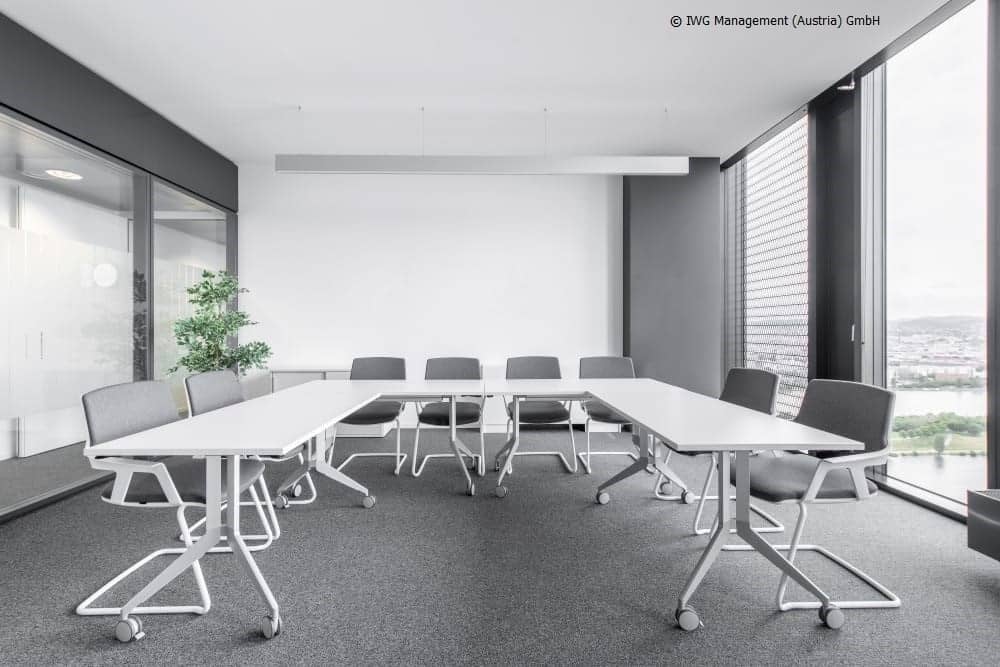Business Office im DC Tower in der Donau-City in 1220 Wien zu mieten
