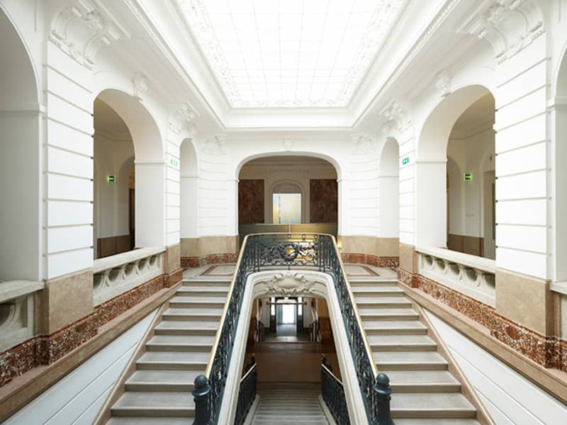 Apartment Neobarockes Palace with modern interiors in Albert Hall

Sorry this is wrong