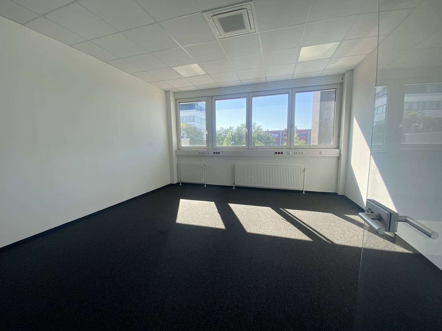 Bürofläche 79 m² in 1230 Wien-Liesing, Laxenburger Str. 228 – Toplage