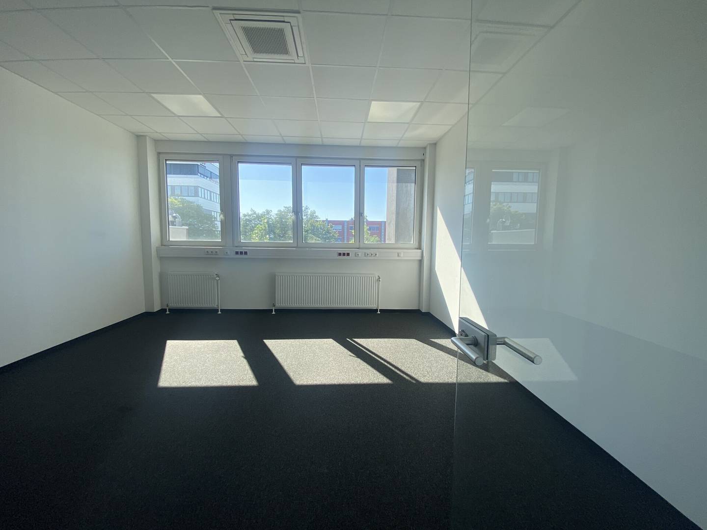 Moderne Büroflächen in 1230 Wien-Liesing, Laxenburger Str. 228