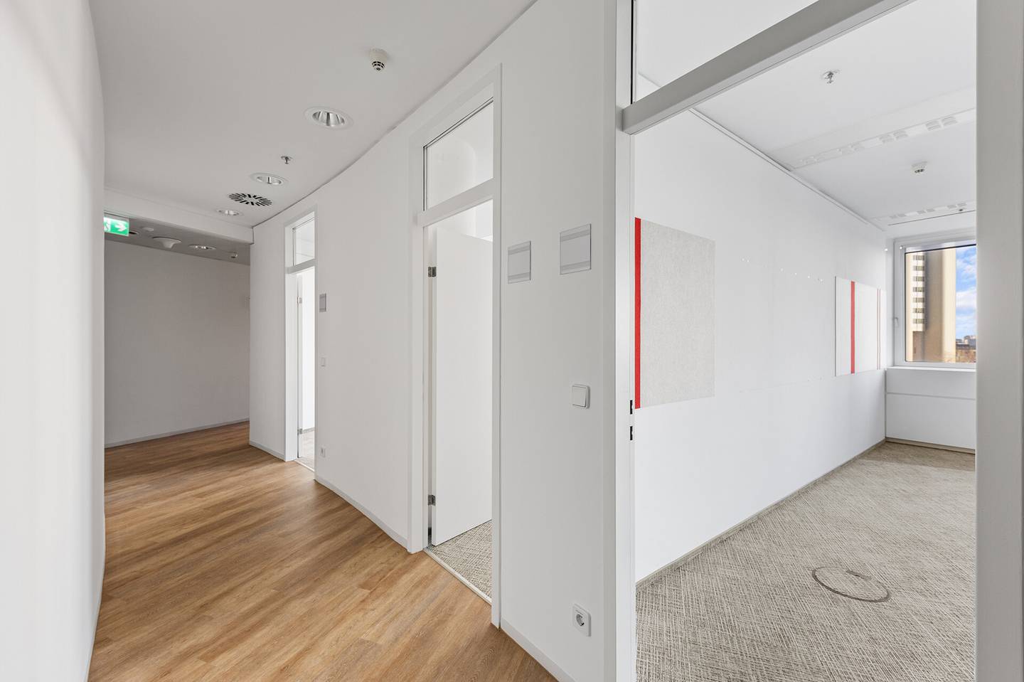 Helle Bürofläche im Andromeda Tower, 335 m² in 1220 Wien, Donau City