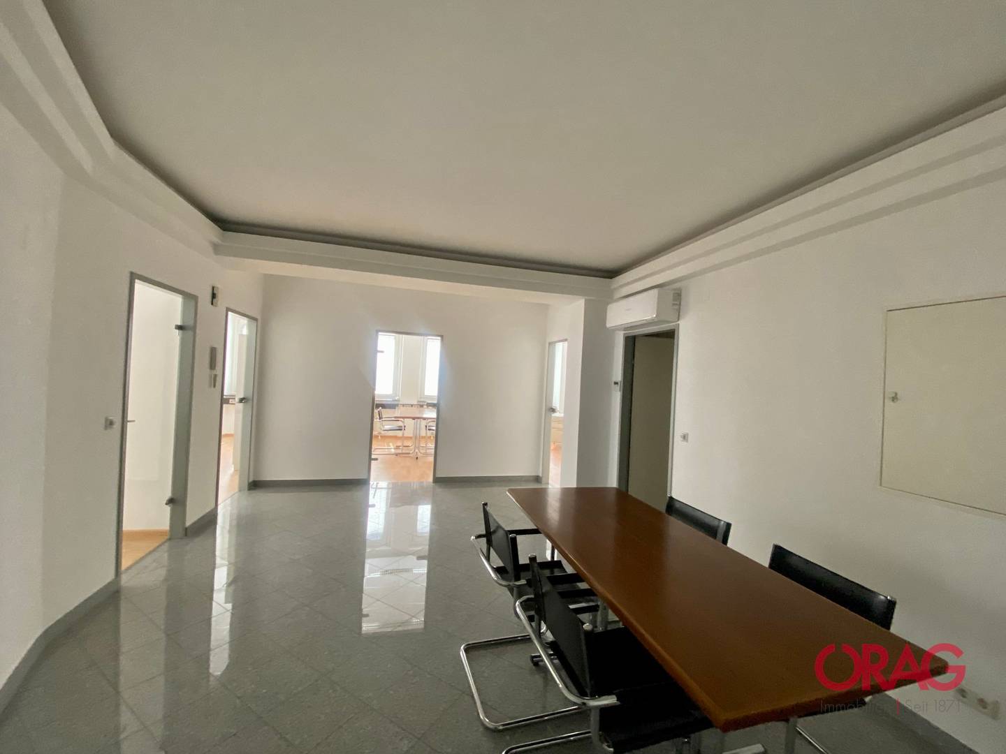 Effiziente Bürofläche in 1050 Wien – 155 m², Klimaanlage & Teeküche