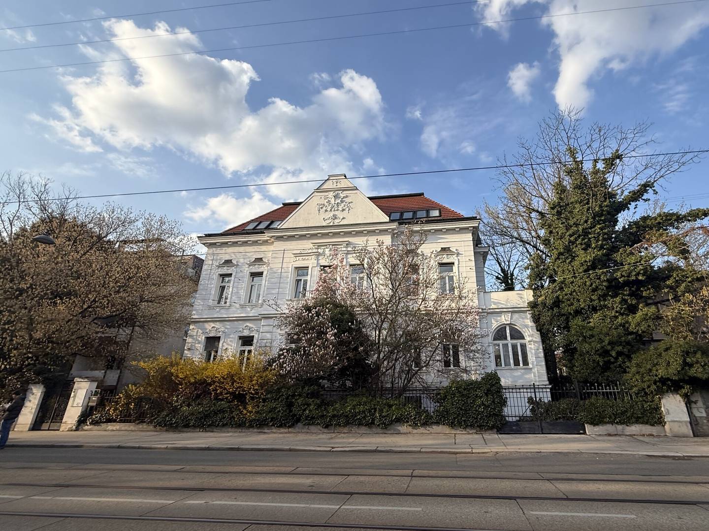 Bürovilla im Cottageviertel in Hietzing - 1130 Wien zu mieten