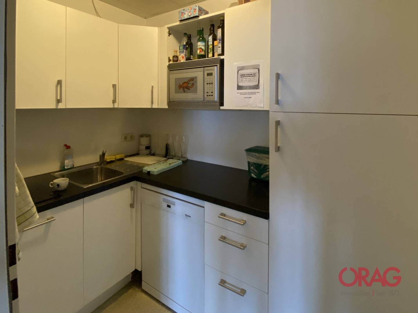 Apartment Bright office space with elevator