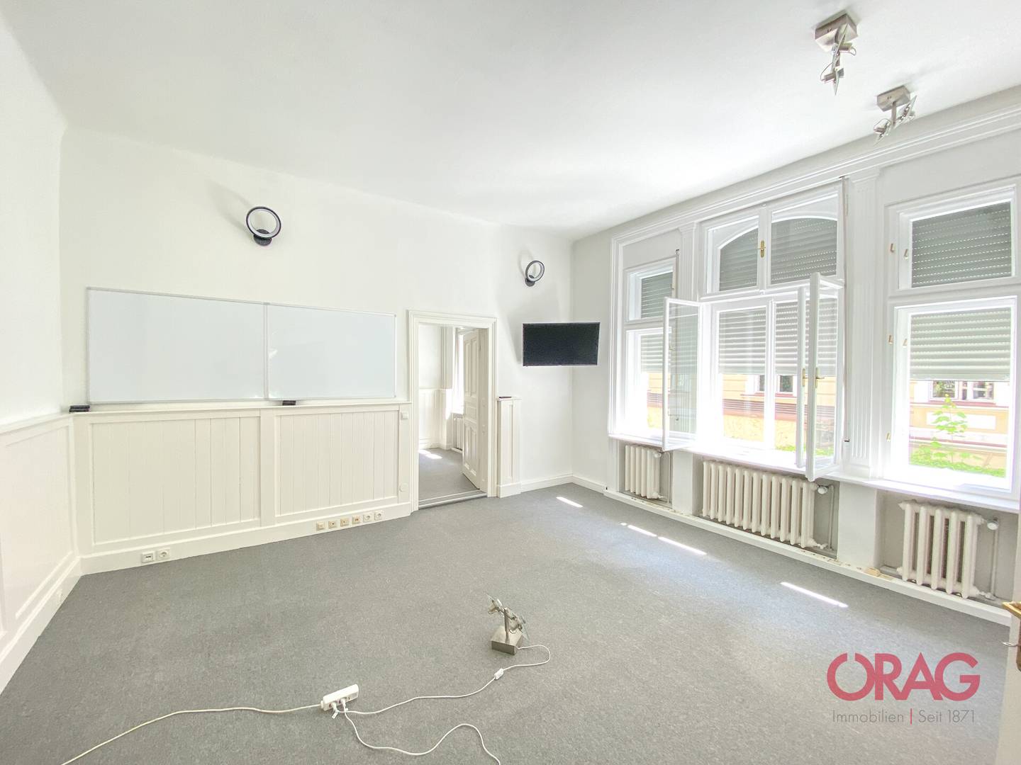 Wunderschöne Kanzlei-/Büroräume in herrlicher Altbauvilla