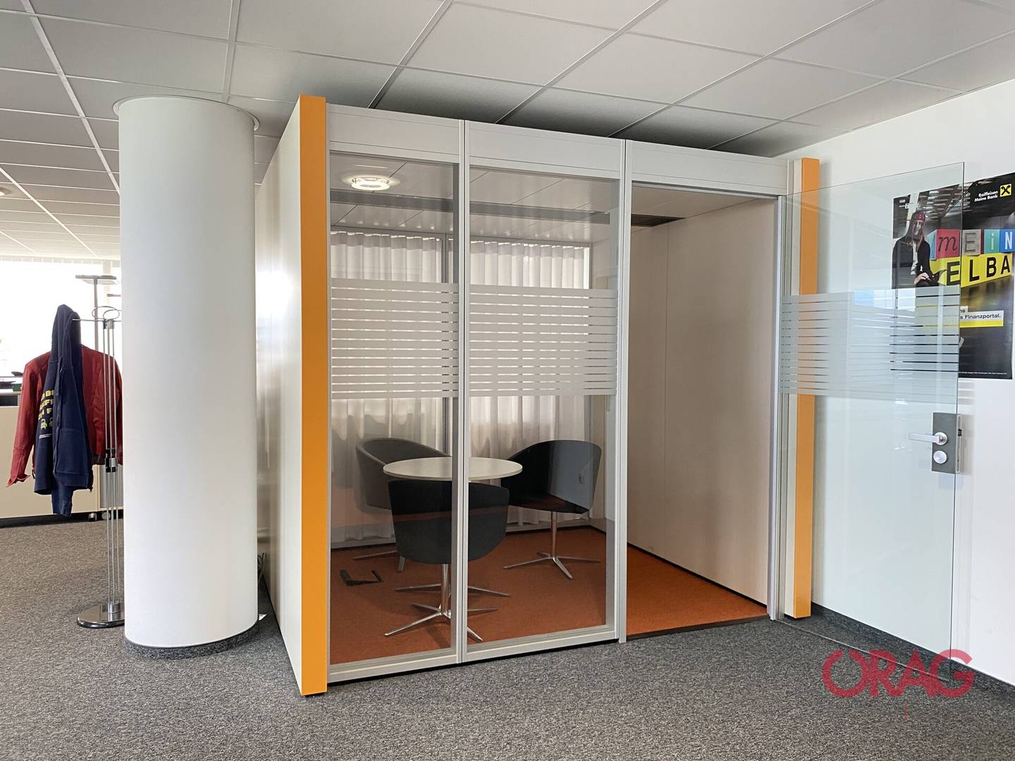 Apartment Bright office spaces with infrastructure? no check