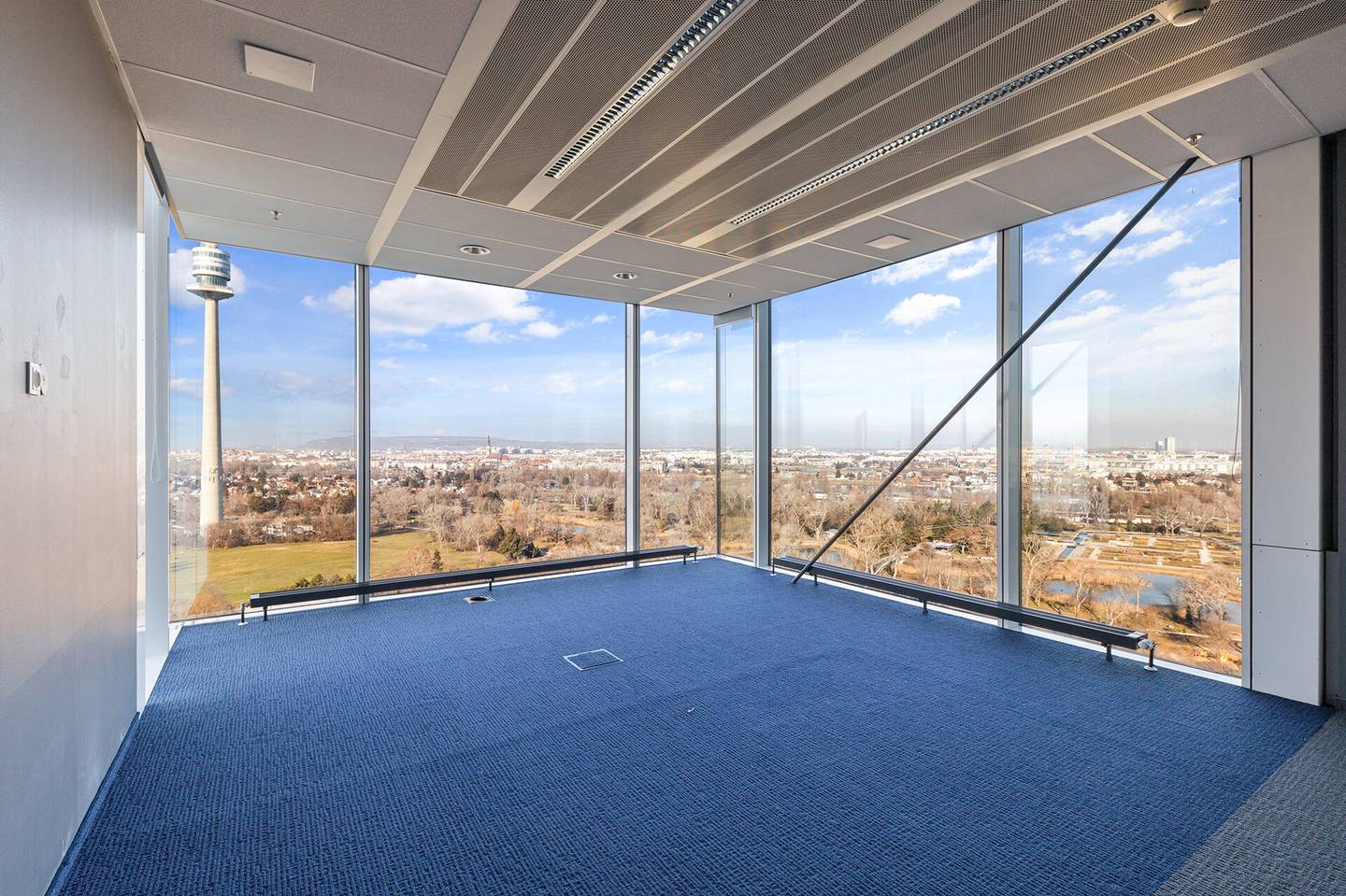Büroflächen Saturn Tower in 1220 Wien (Donau-City) – flexibel nutzbar