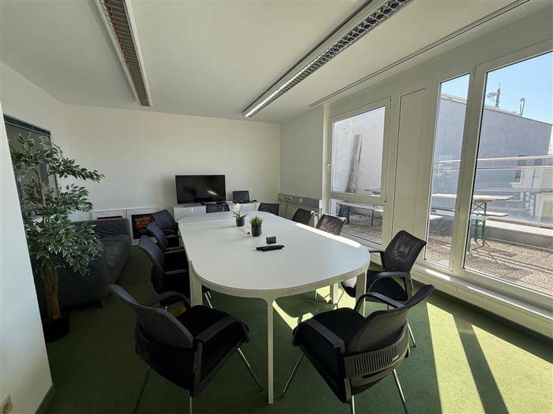 Büro- und Lagerflächen in modernem Gewerbeobjekt in 1230 Wien
