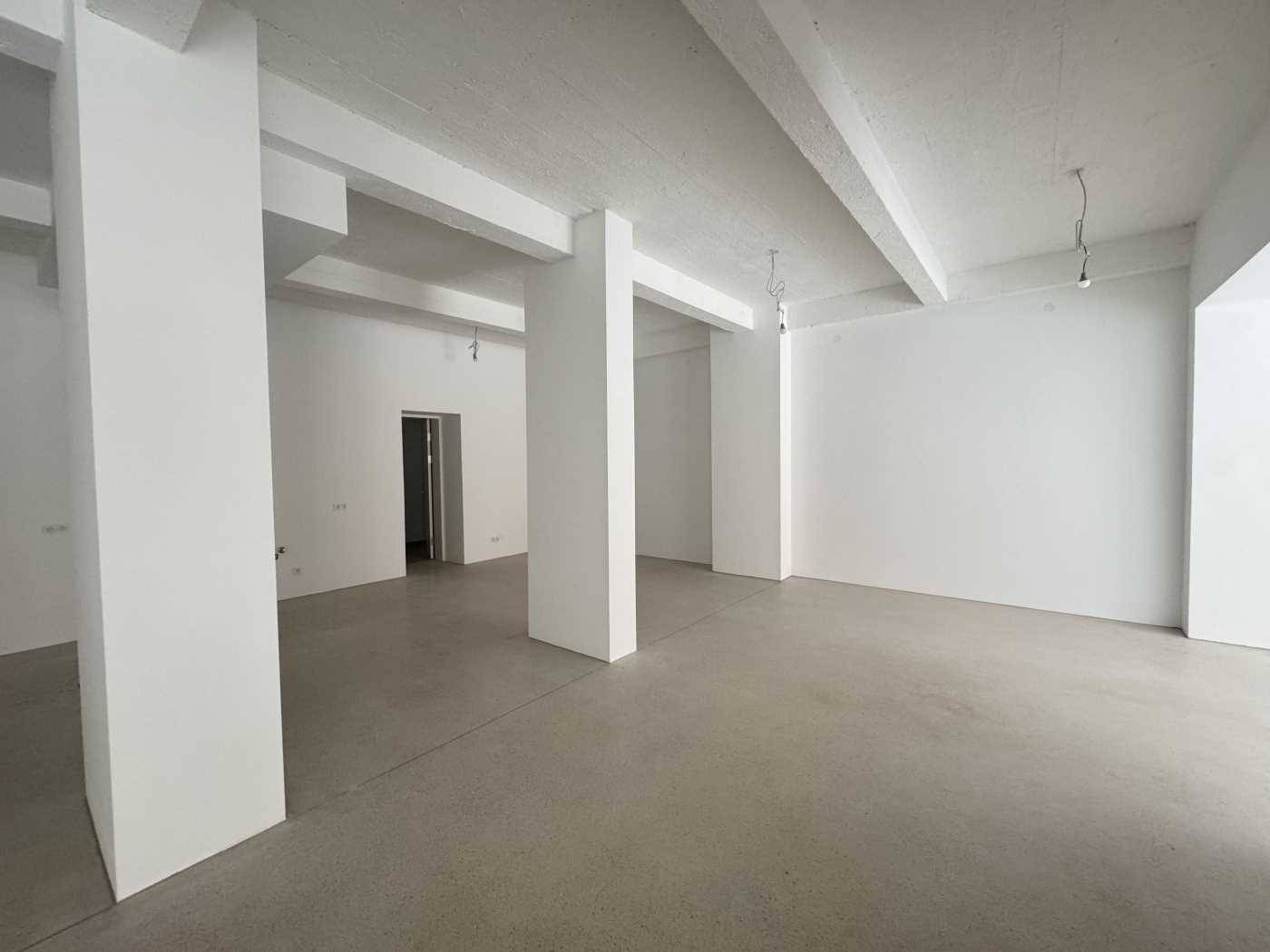 Top Atelier nahe der Landstraße zum Kauf!