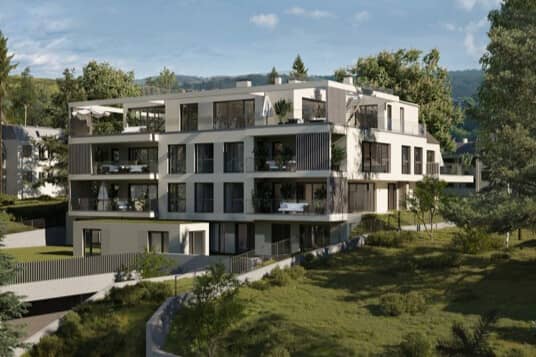 Ground floor apartment with terrace and garden