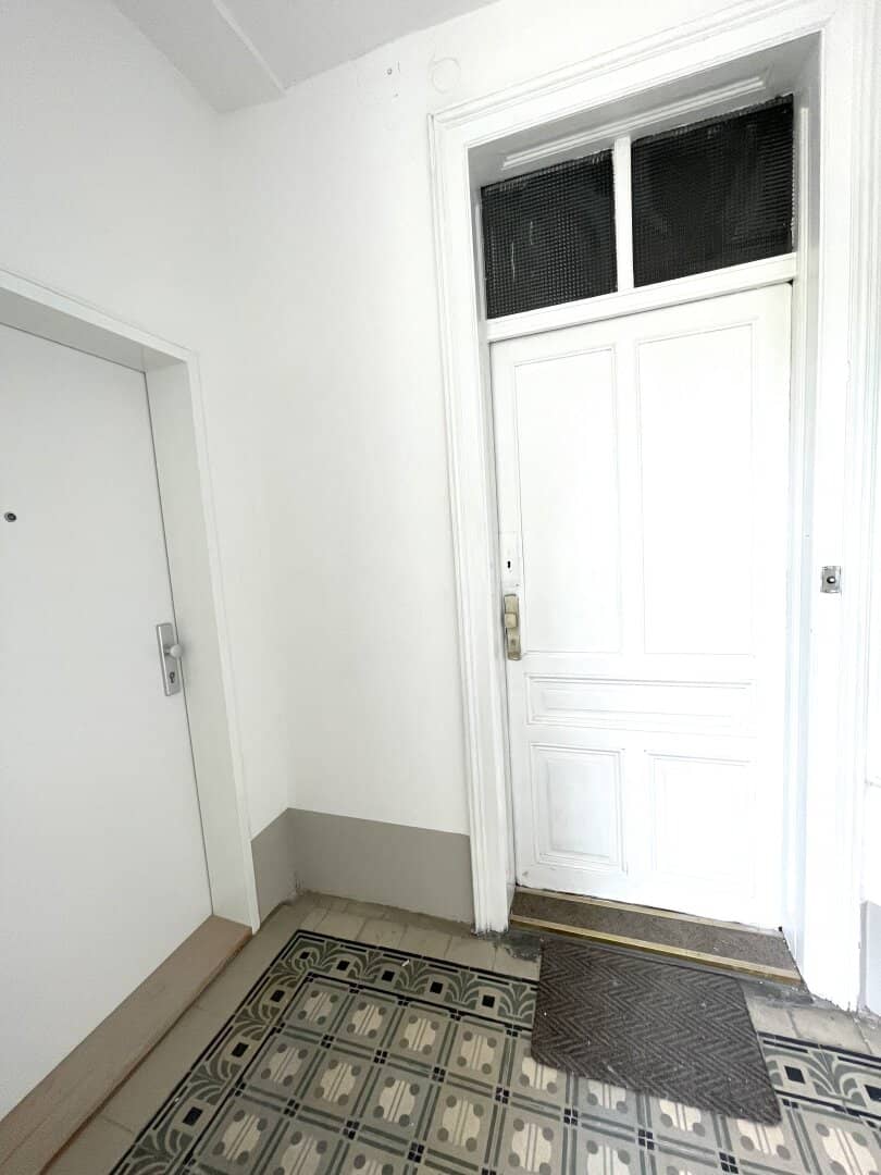 Stadt-Wohnung, 2-Zimmer - mit Potential