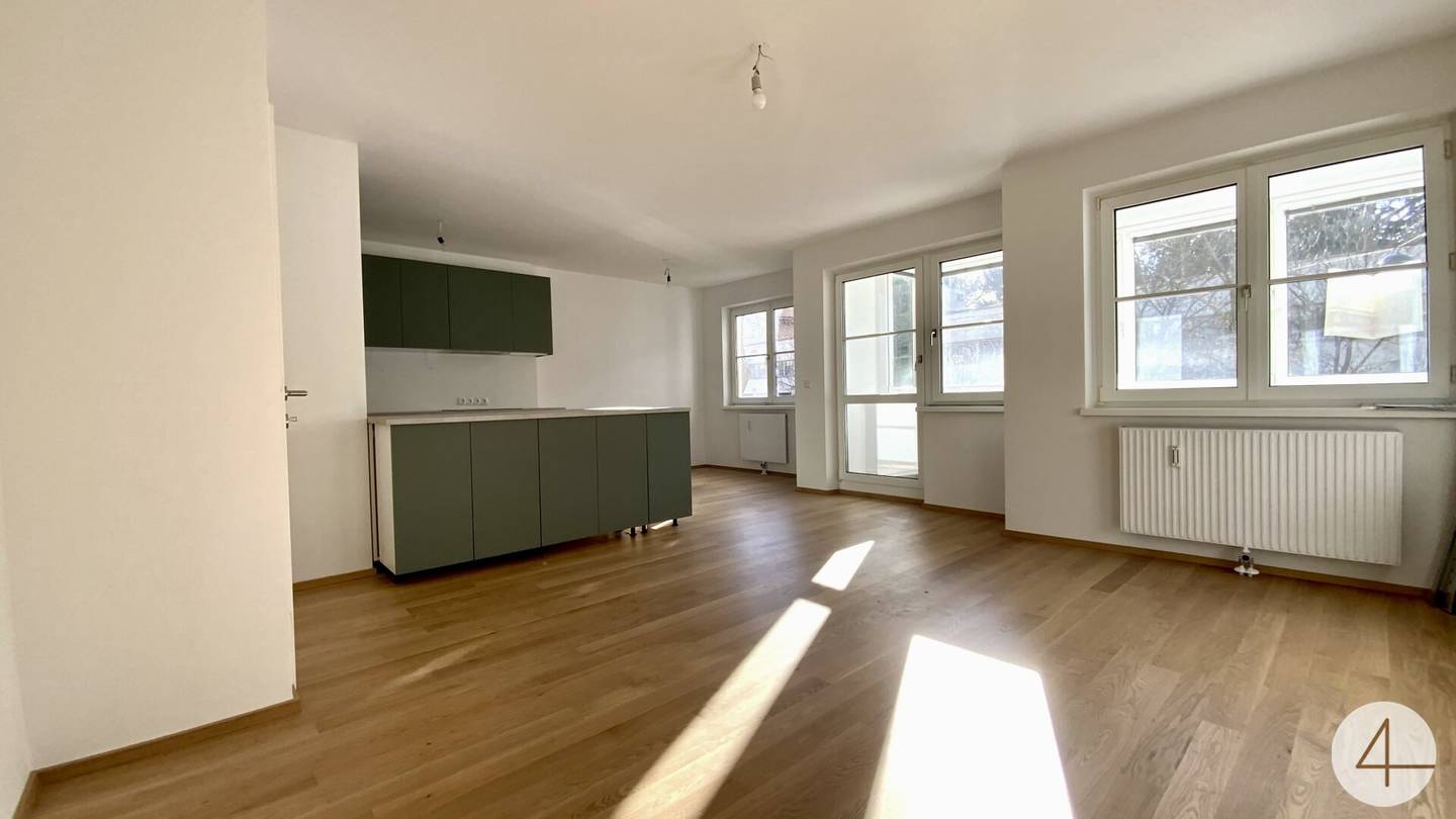 Apartment in green tranquil setting with loggia near U4