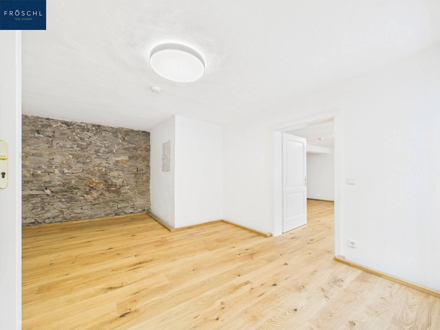 Quiet office suite with tea kitchen, 2 rooms, approx. 52 m², Zwettl Zentrum