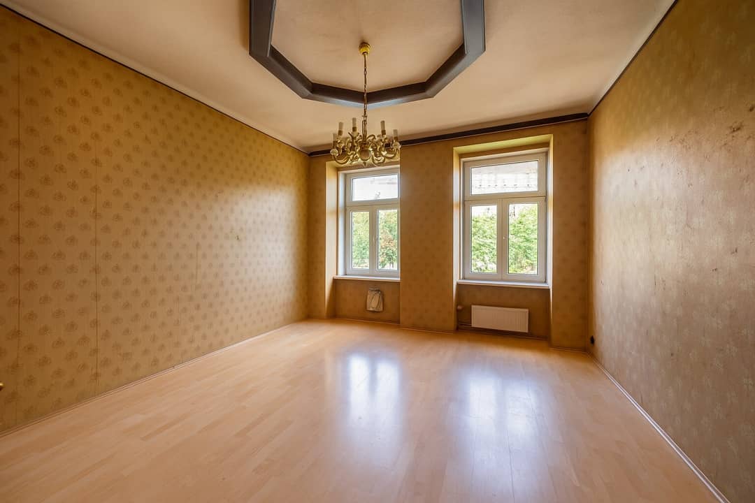 Charmante 4 Zimmer Altbauwohnung mit Lift