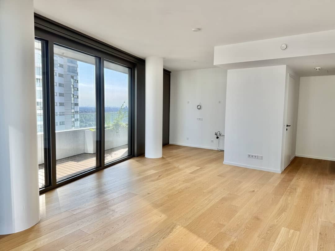 Wohnung in Österreichs höchstem Wohnturm mit Spa