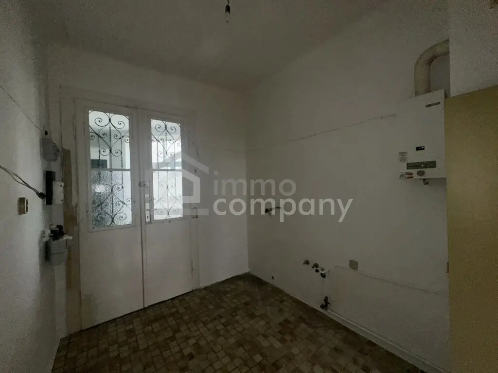 Apartment Old Building Investment Opportunity