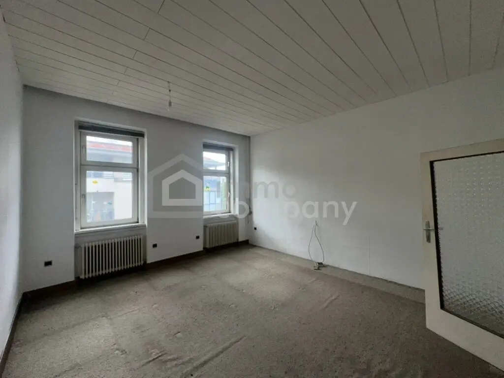 Apartment Old Building Investment Opportunity