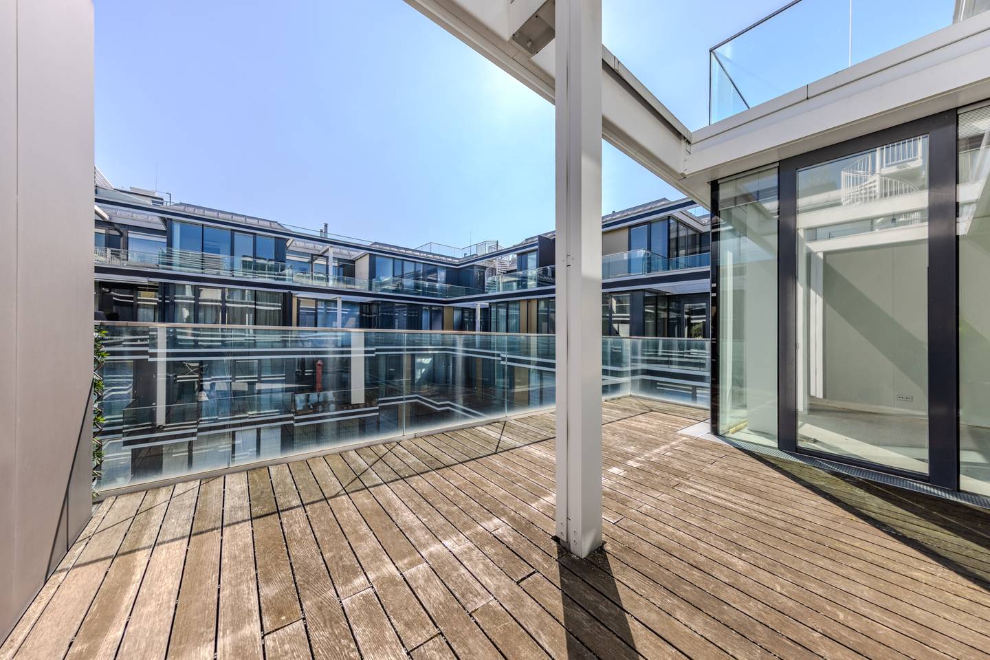 Wohnung am Stadtpark mit großer Terrasse