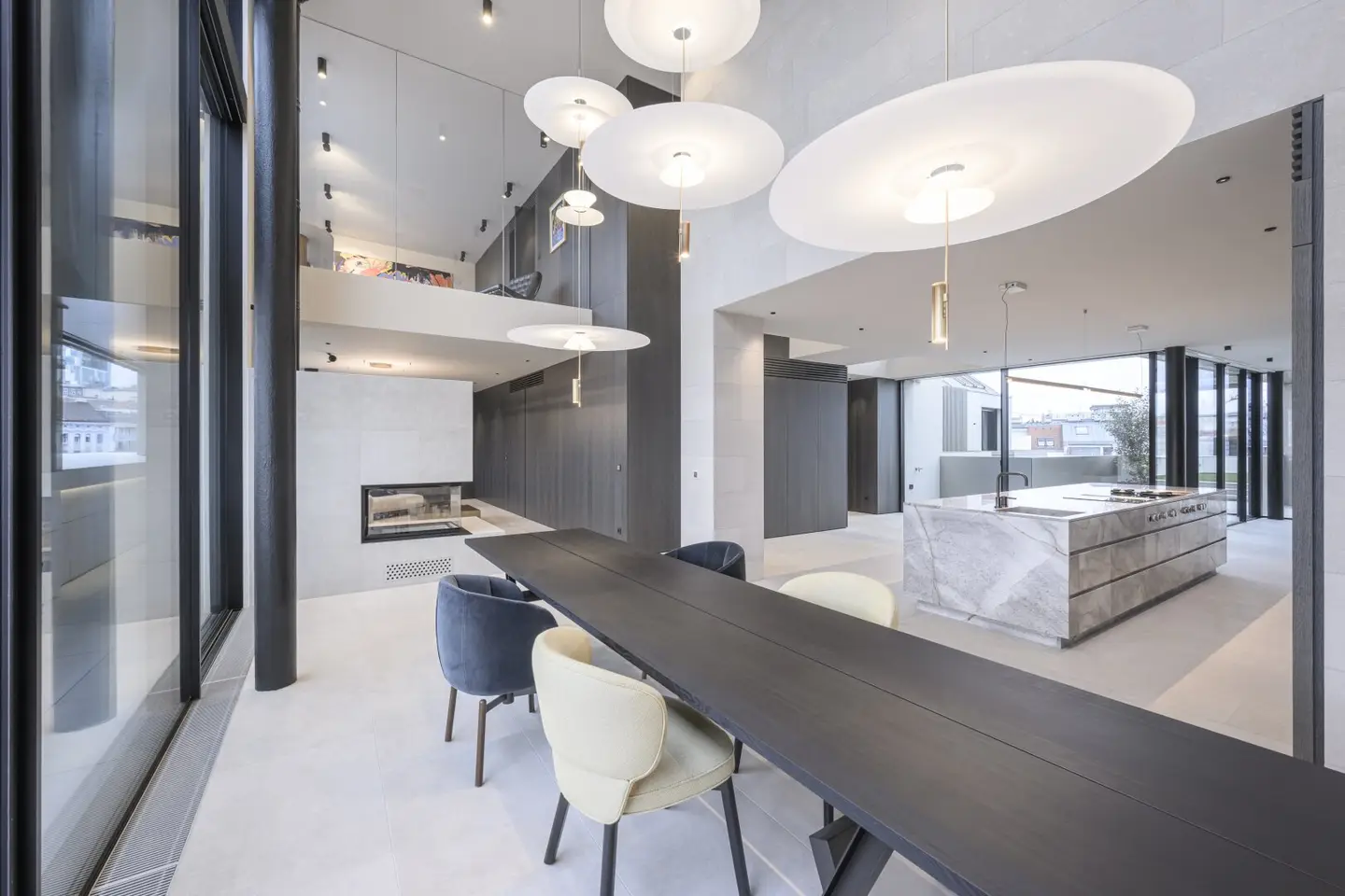 Penthouse at Naschmarkt with pool and roof terrace