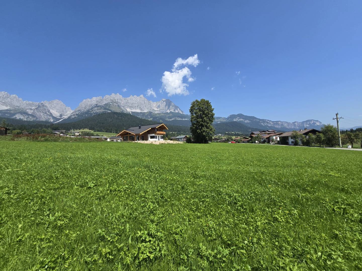 Apartment with mountain view in sunny location? no but we need to deliver a proper sentence without question marks.