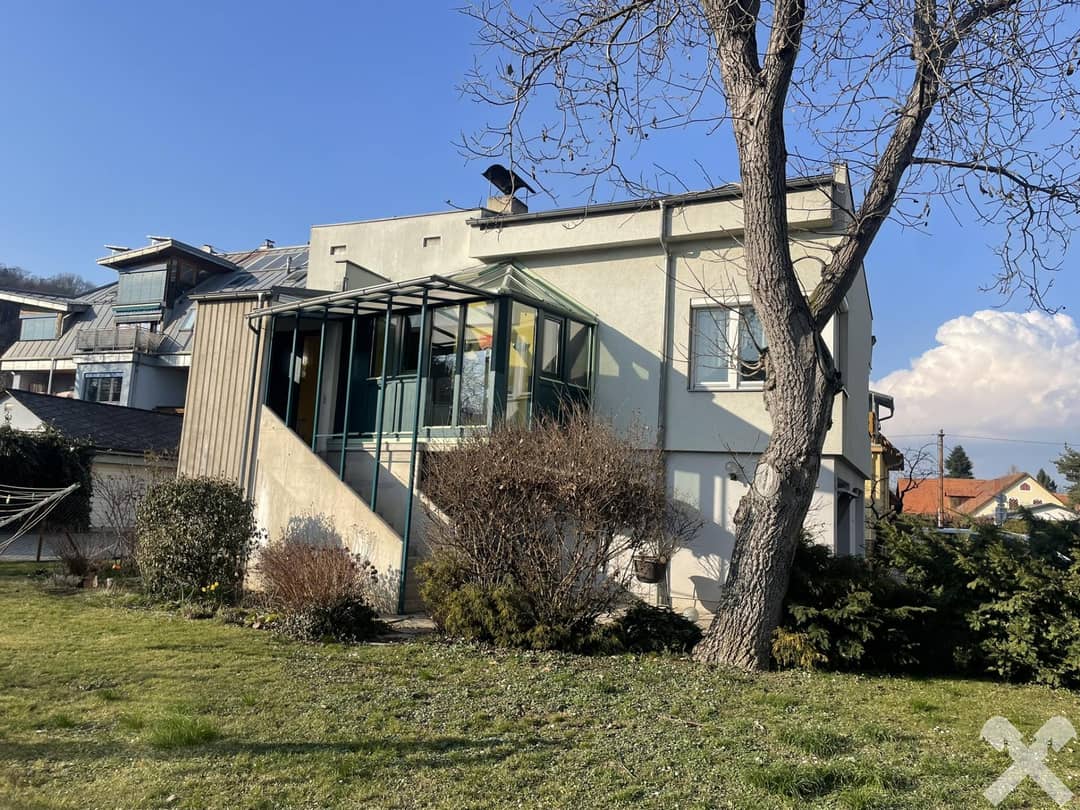 Bemerkenswertes Wohnhaus mit kompakter Größe in Graz-Straßgang