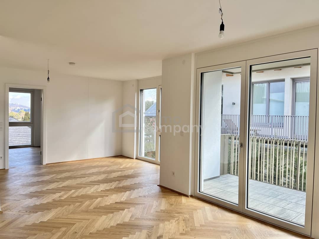 Erstbezug Wohnung in Grünlage mit Fernblick