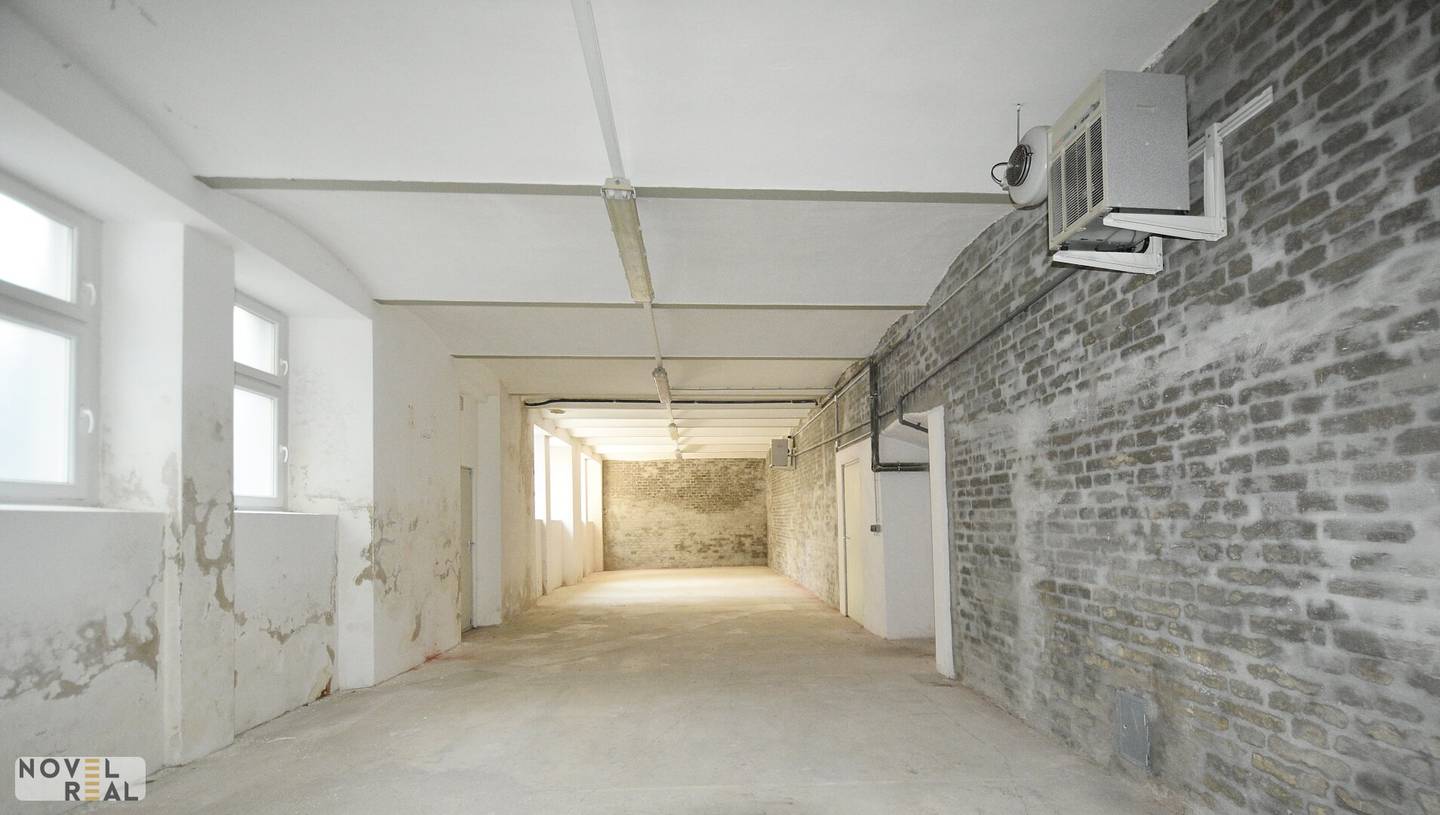 Attractive storage space in the 1st basement in 1050 Wien","de":"Attraktive Lagerfläche im 1. KG in 1050 Wien"