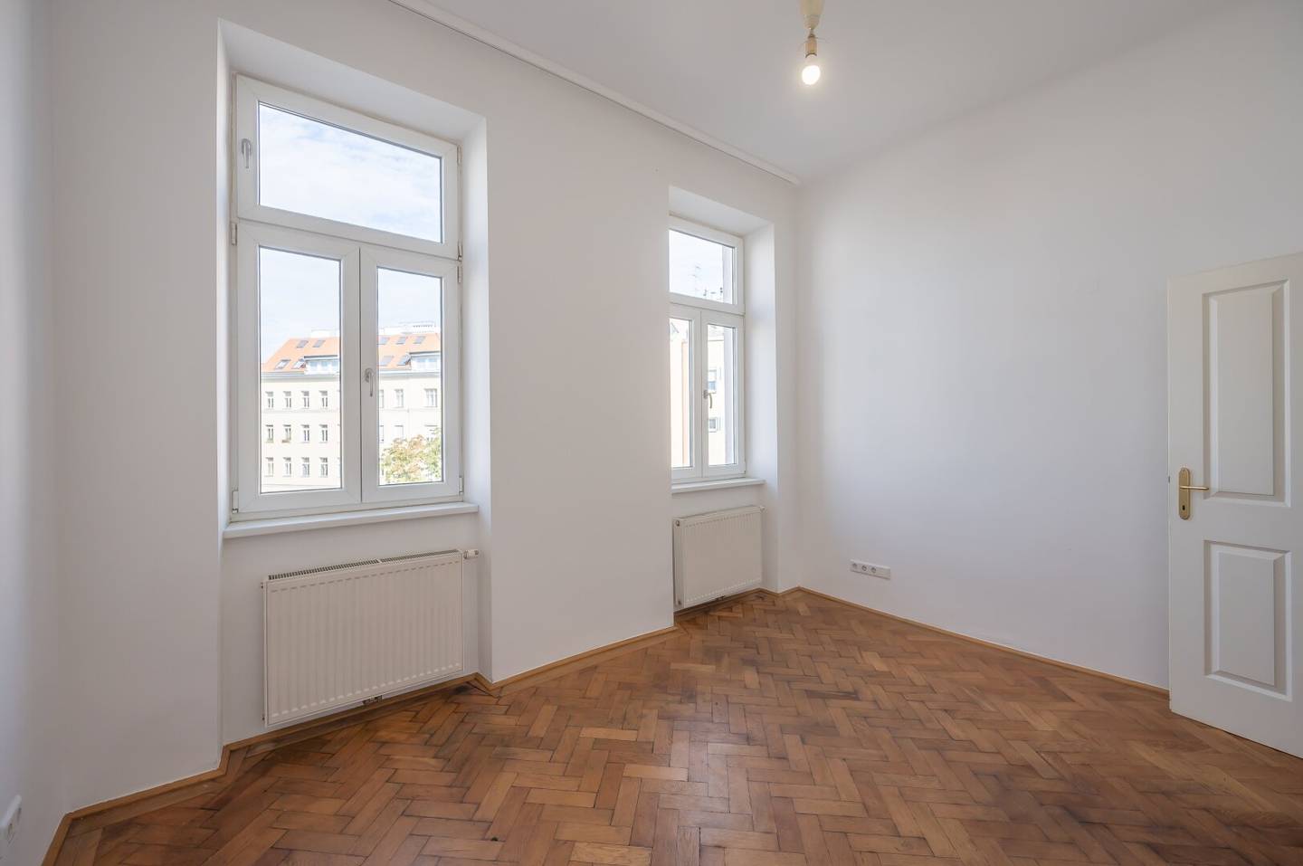 Altbauwohnung near Haydnpark