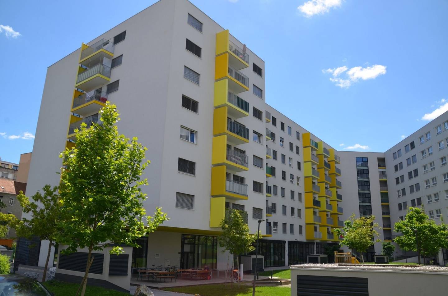 Apartment with loggia near university