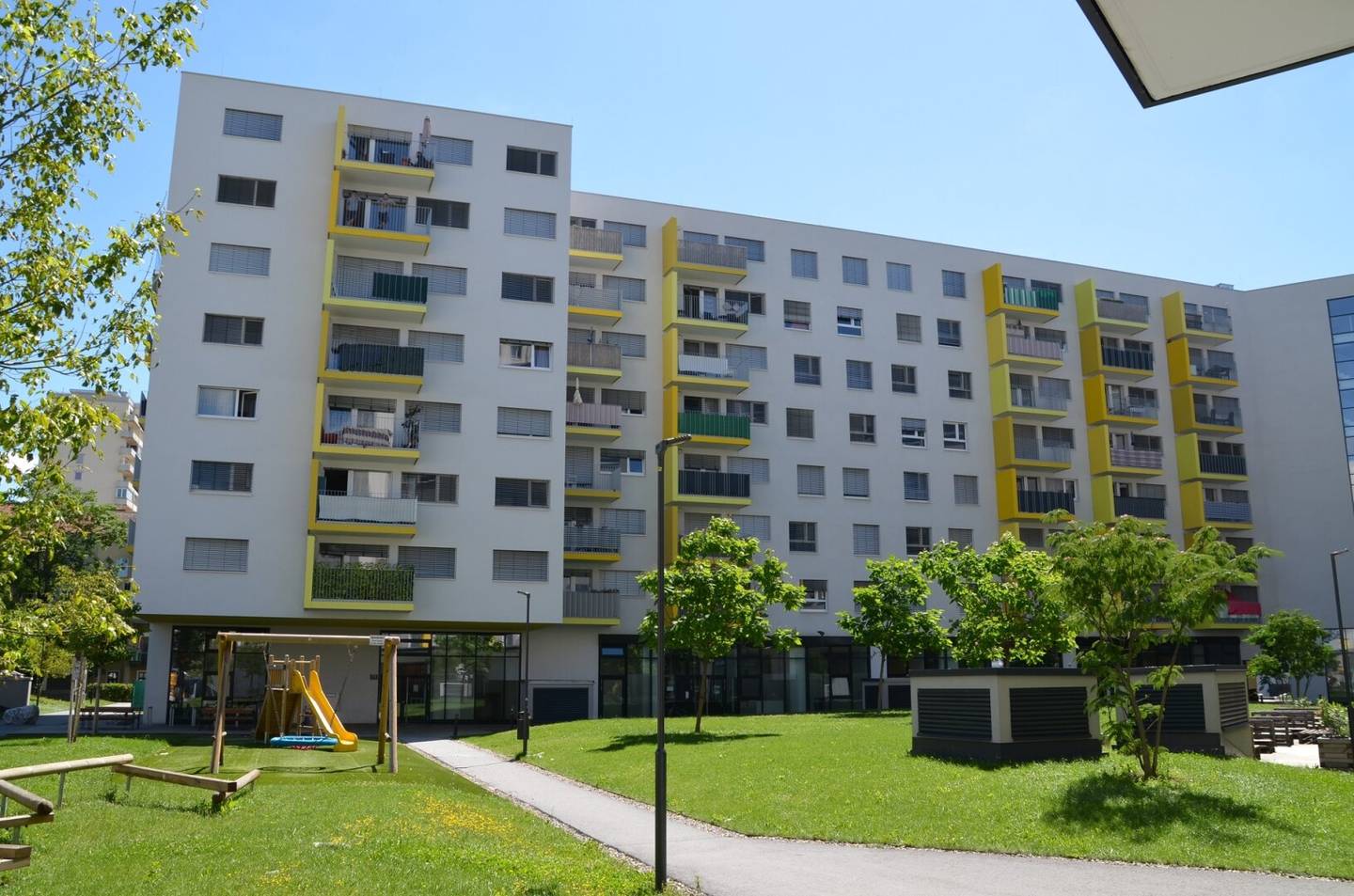 Apartment with loggia near university