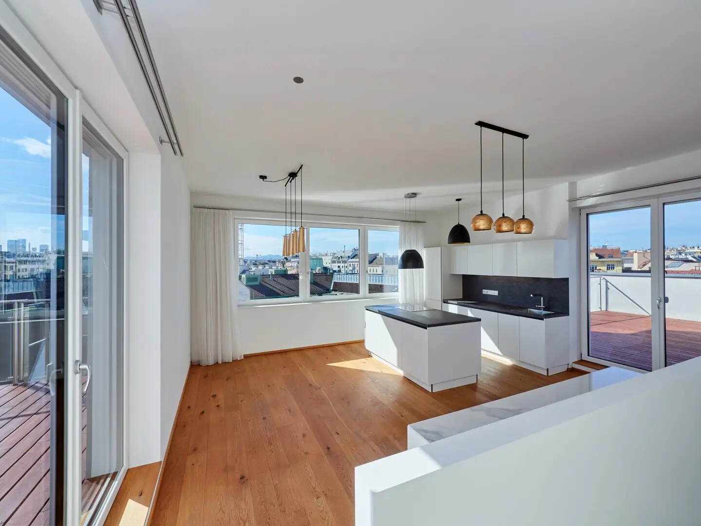 Attic apartment near Naschmarkt with two terraces