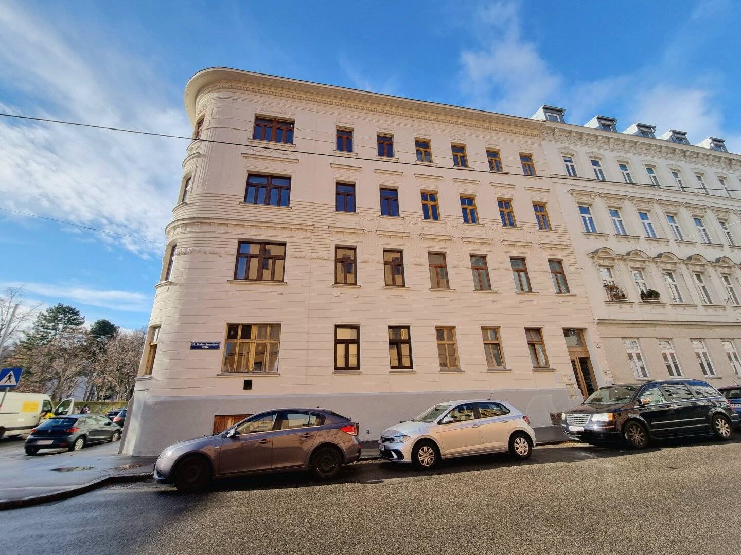 Elegant sanierte 3 Zimmer Altbauwohnung- Nähe U4- Unter St. Veit