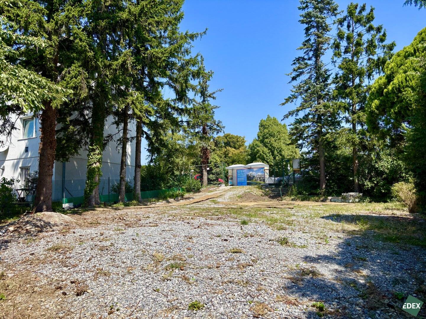 Building plot in a prime location on Schafberg