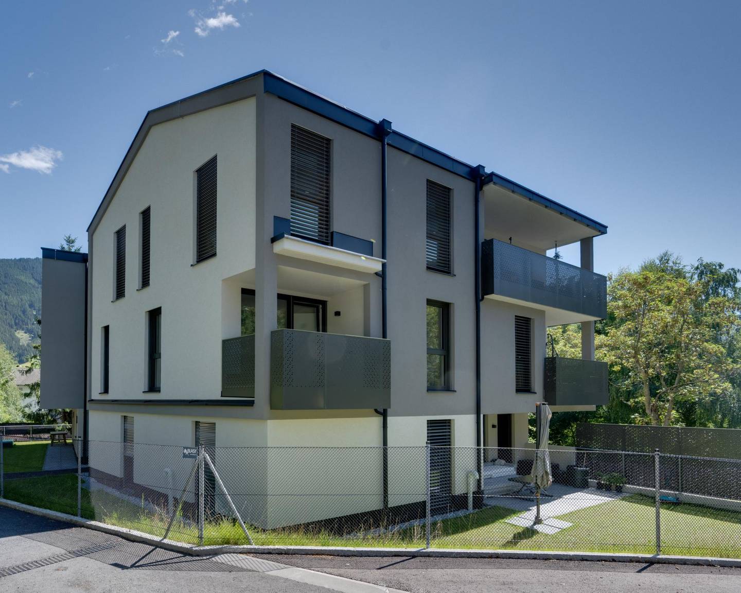 Top floor apartment new build with panoramic view