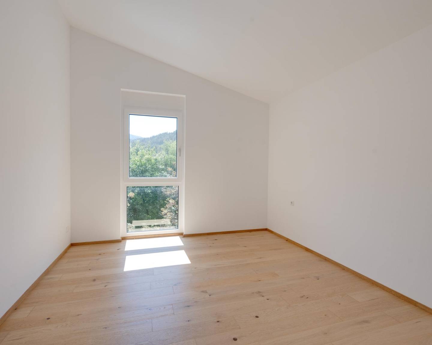 Top floor apartment new build with panoramic view