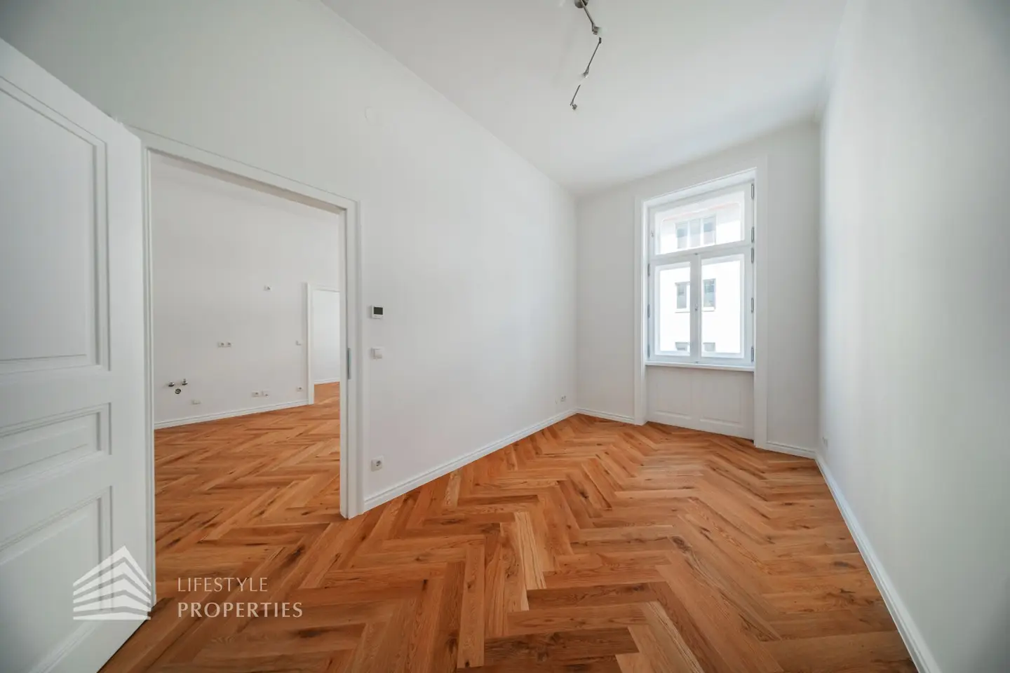 Erstbezug Wohnung Altbau Westbahnhof