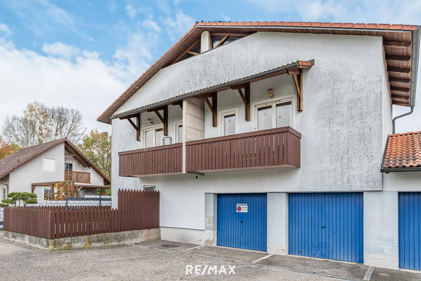 Wohnung Drei Garçonnièren mit zwei Garagen Haid