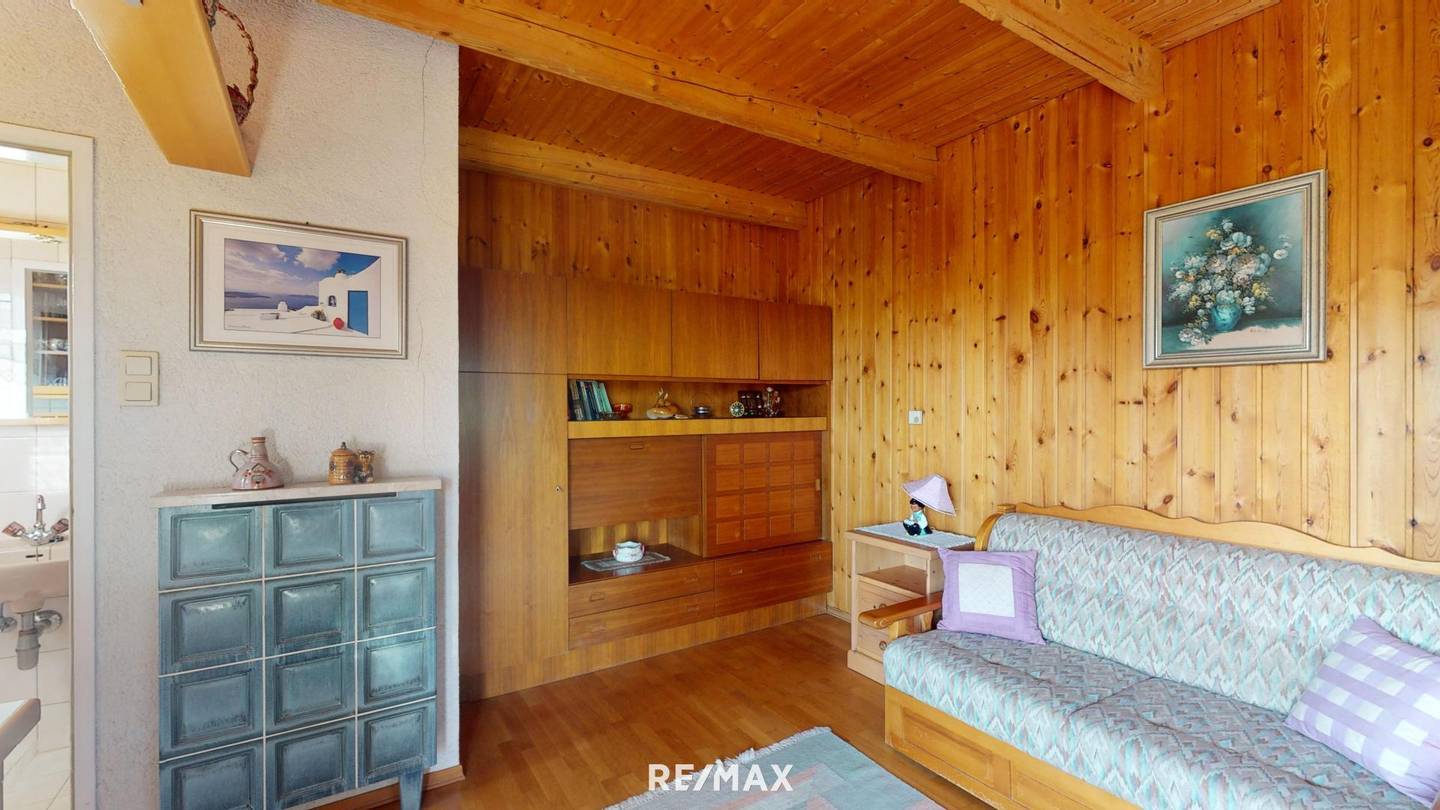 Seltene Gelegenheit! Schönes Holzhaus auf eigenem Gartengrundstück im Eigentum!