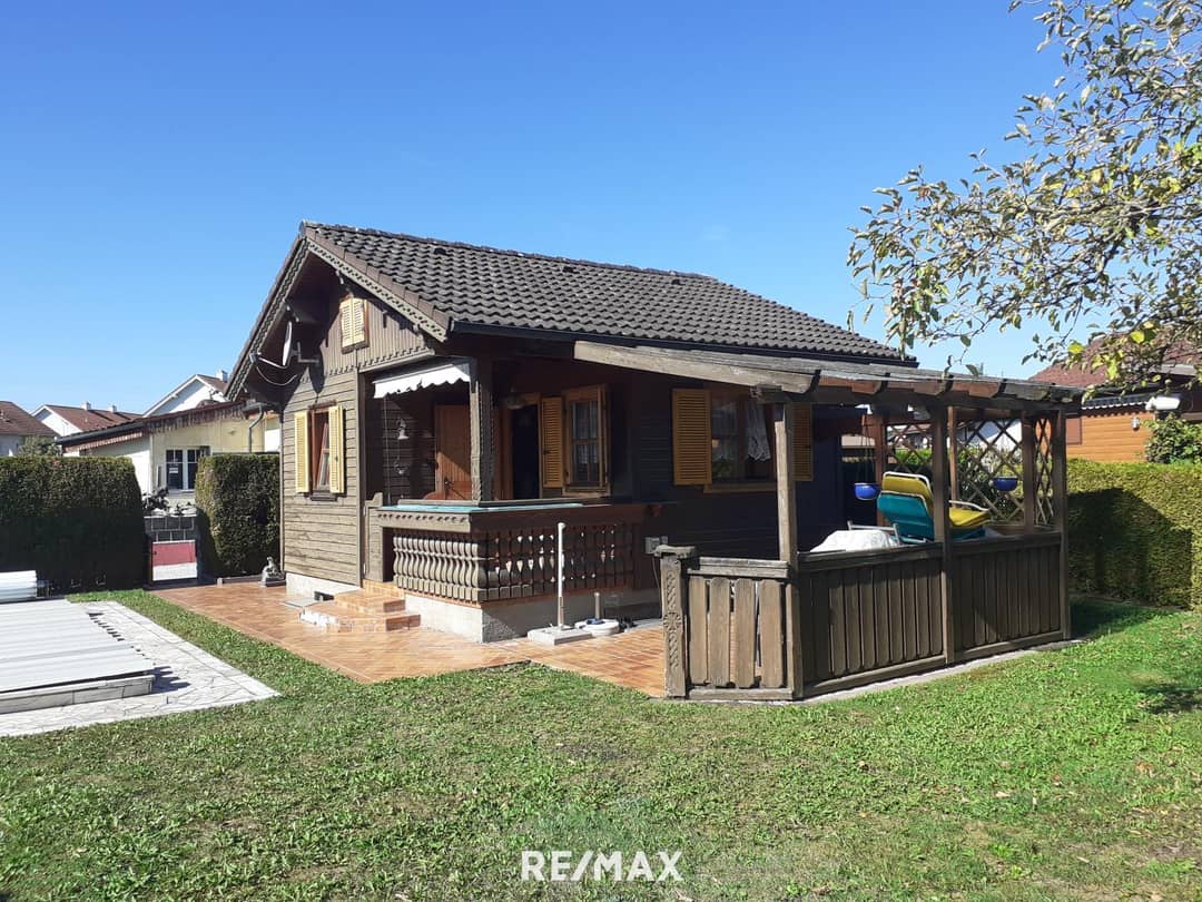 Seltene Gelegenheit! Schönes Holzhaus auf eigenem Gartengrundstück im Eigentum!