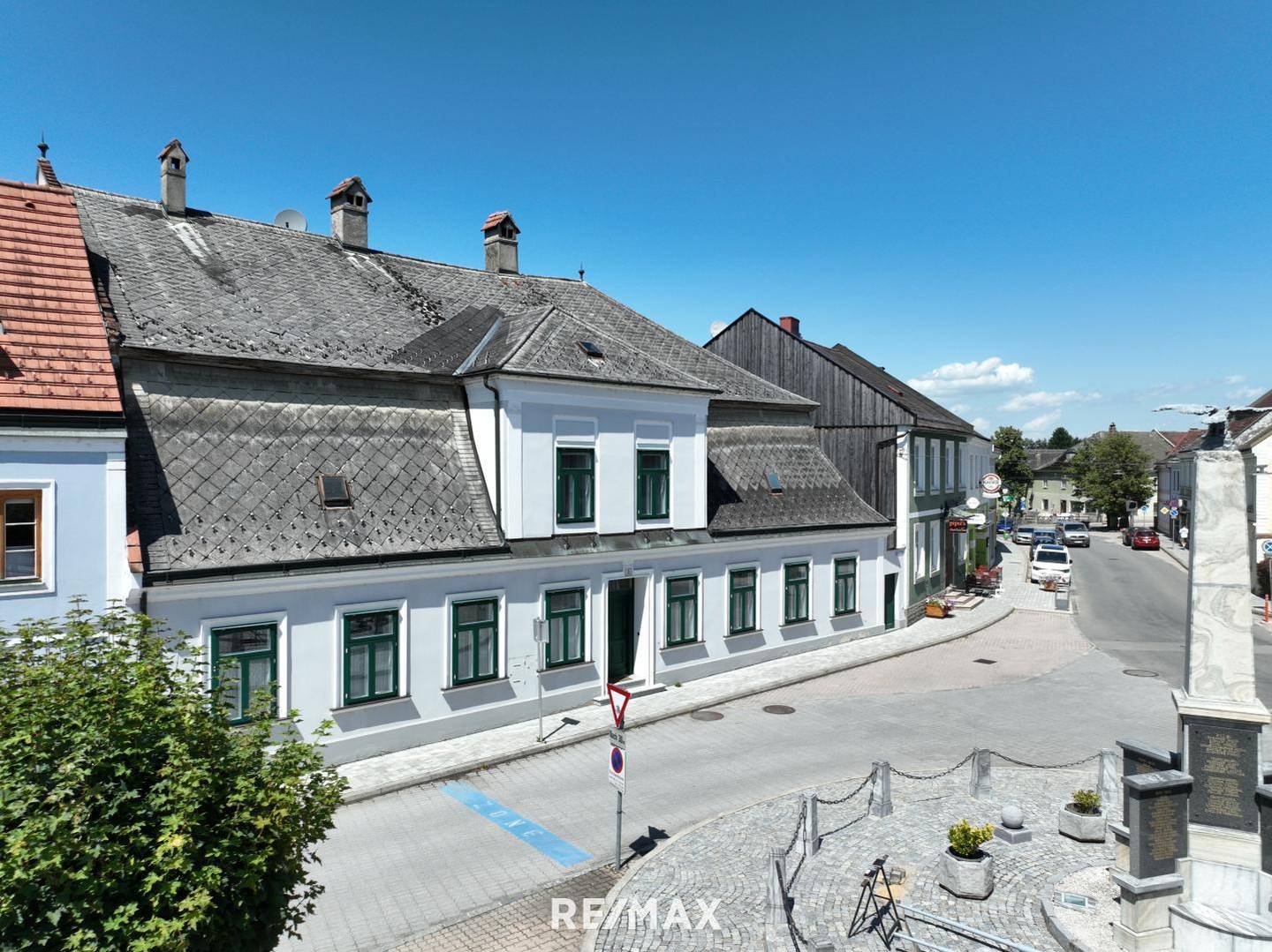 Geschichtsträchtiges Wohnhaus mit großem, uneinsehbarem Garten in Kilb