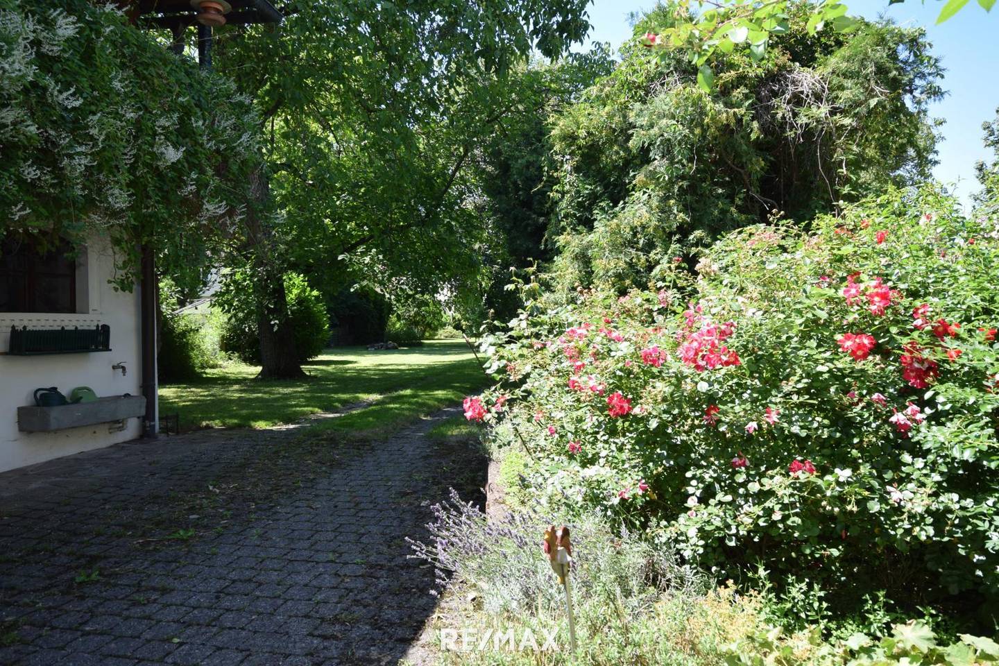 Geschichtsträchtiges Wohnhaus mit großem, uneinsehbarem Garten in Kilb