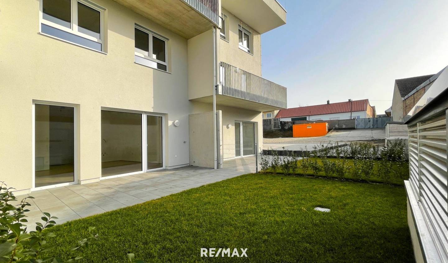 New build apartment with garden and terrace