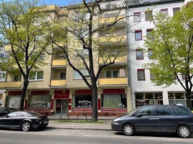 Investment apartment with yield and large cellar