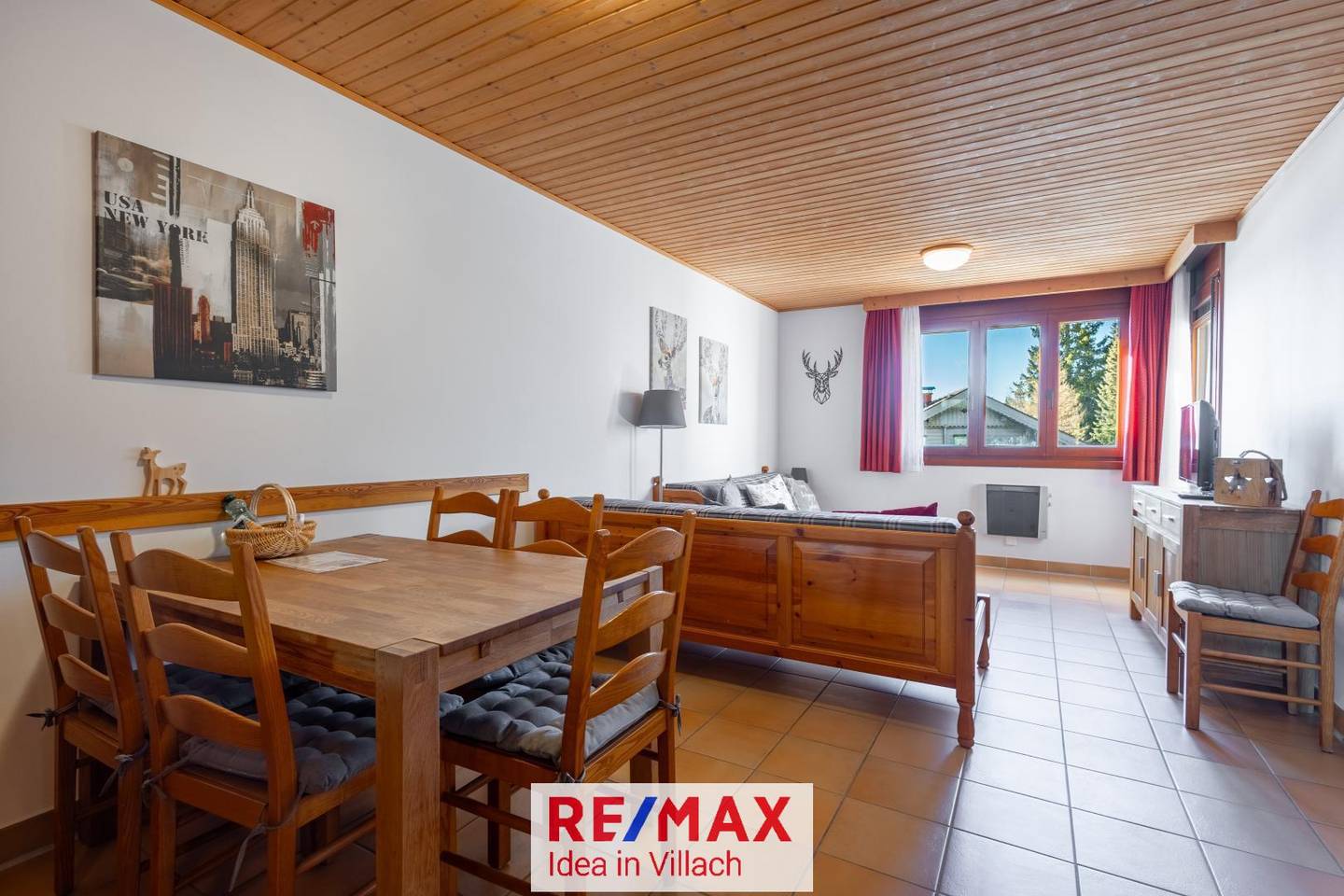 Wohnung Balkon Garage inklusive Kanzelhöhe