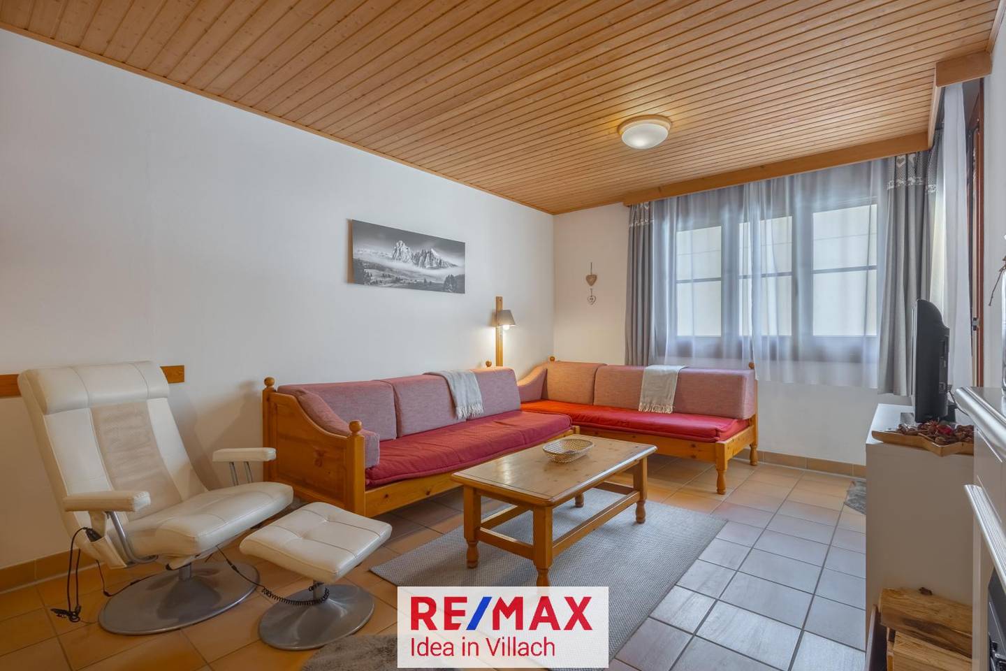 Wohnung mit Gartenanteil und Terrasse nahe Seen