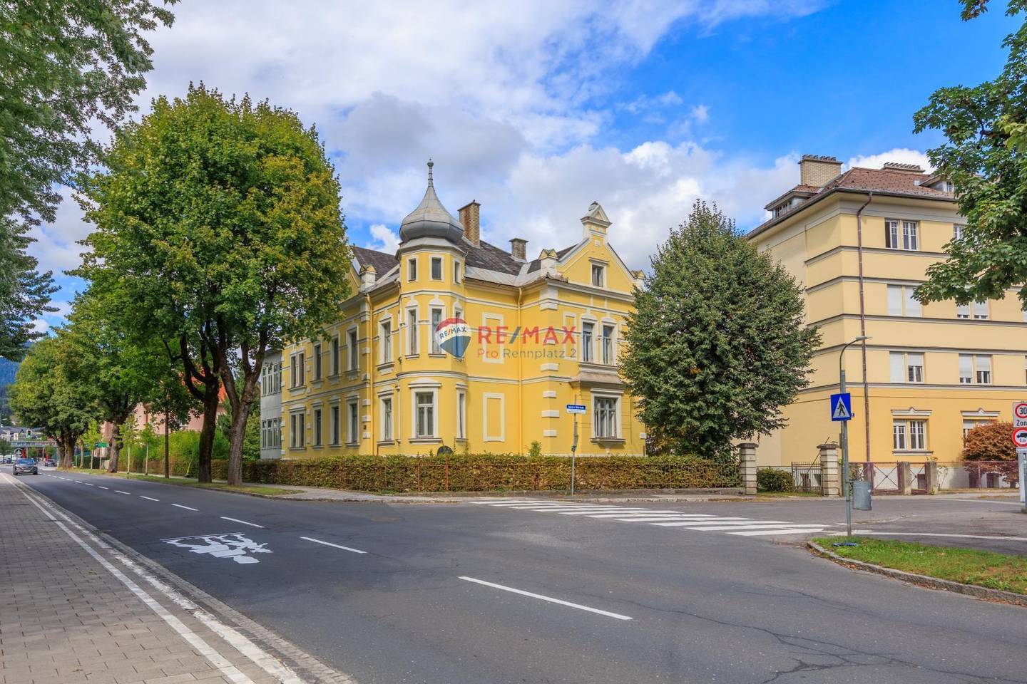 Historische Villa mit großem Baugrund in Villach – 5 Wohnungen