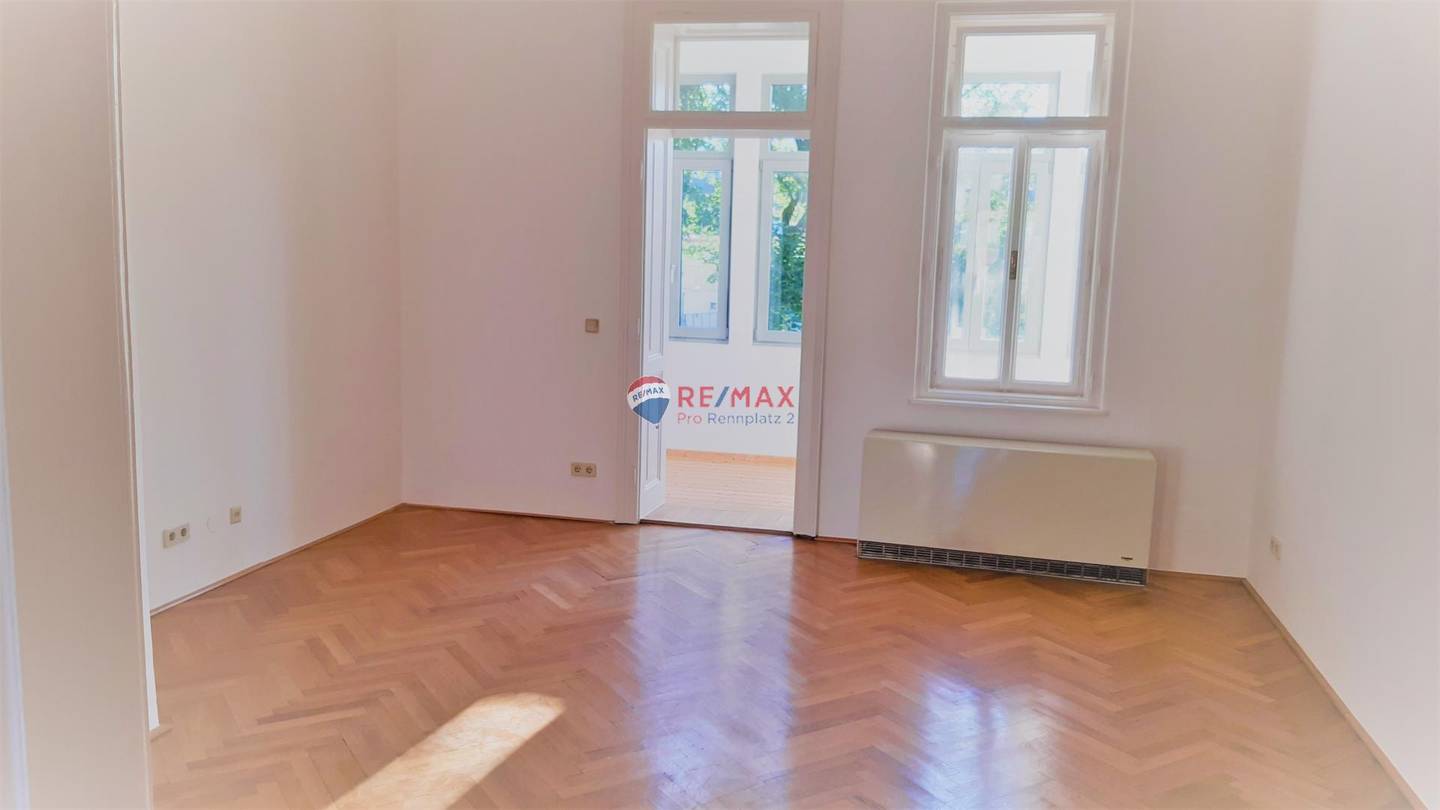 Historische Villa mit großem Baugrund in Villach – 5 Wohnungen